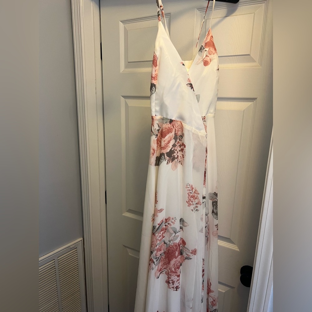 White formal maxi dress. Purchased from lulus. Wore one time.